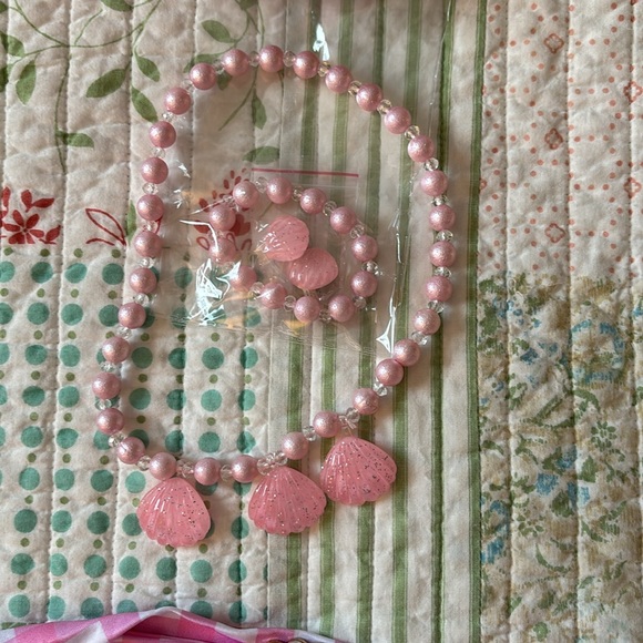 NWT Kid’s Barbie costume - Picture 4 of 6